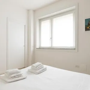  Appartamento Italianway - Spontini 10