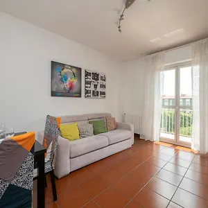 https://i-host-apartment-appennini-53.it-lombardy.com